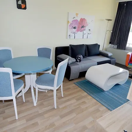 Διαμέρισμα Steinwarder 35, 2 Etage, 17 *