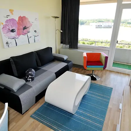Steinwarder 35, 2 Etage, 17